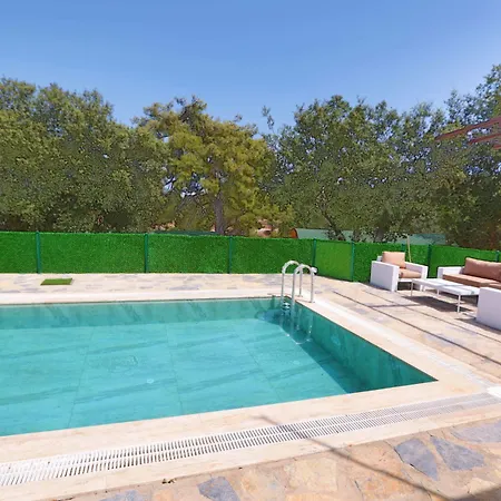 Villa Tomato *