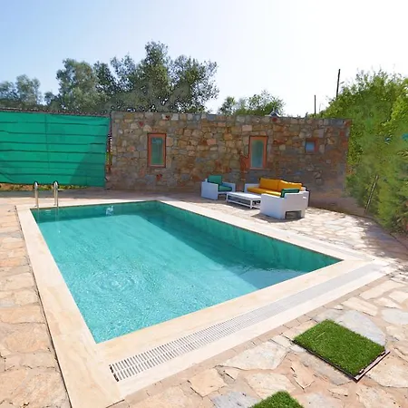 Villa Tomato